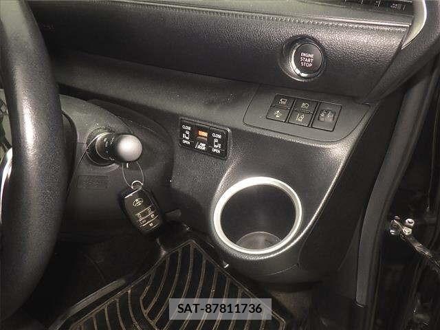 Toyota SIENTA 2021 8672318-8