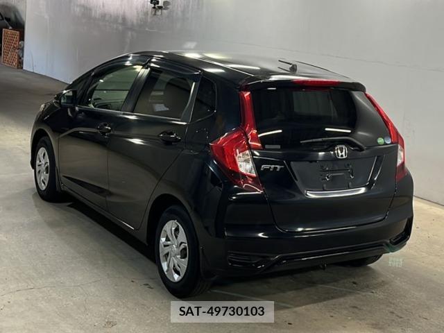 Honda FIT 2018 8920347-1