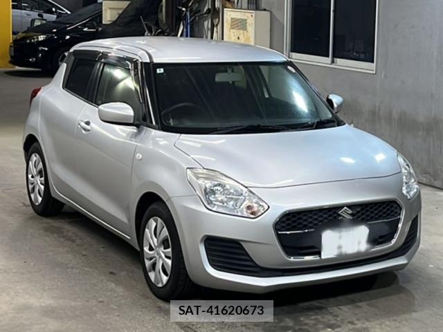 Suzuki SWIFT 2020 8823092-4