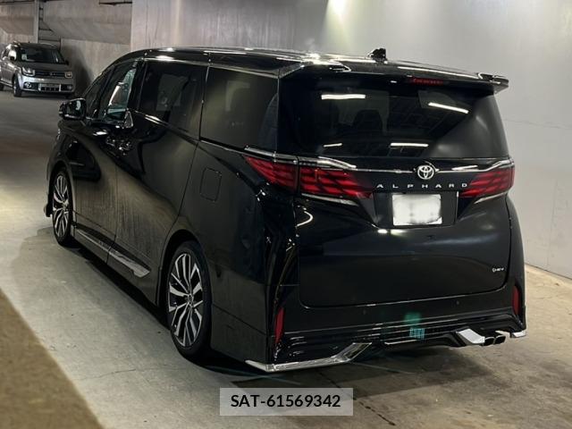 Toyota ALPHARD 2025 8715393-1