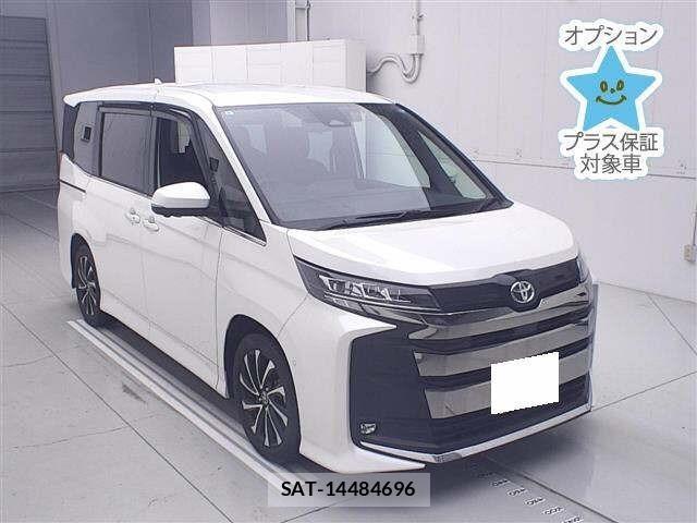 Toyota NOAH 2022 8722678-0