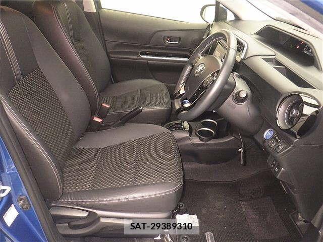 Toyota AQUA 2017 8949722-5