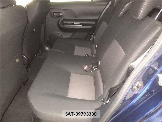 Toyota AQUA 2020 8949732-7