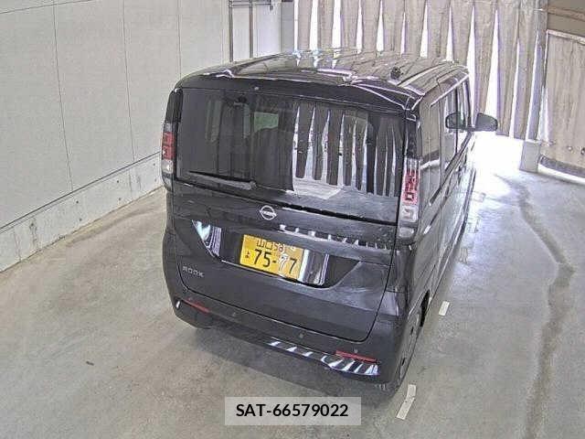 Nissan ROOX 2026 8862918-5