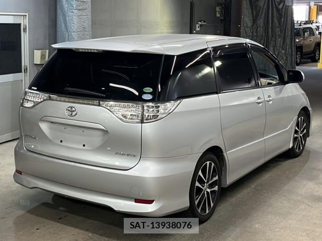 Toyota ESTIMA 2013 8909074-5