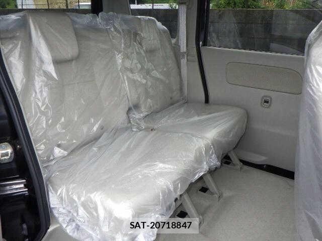 Suzuki EVERY WAGON 2026 8935120-8
