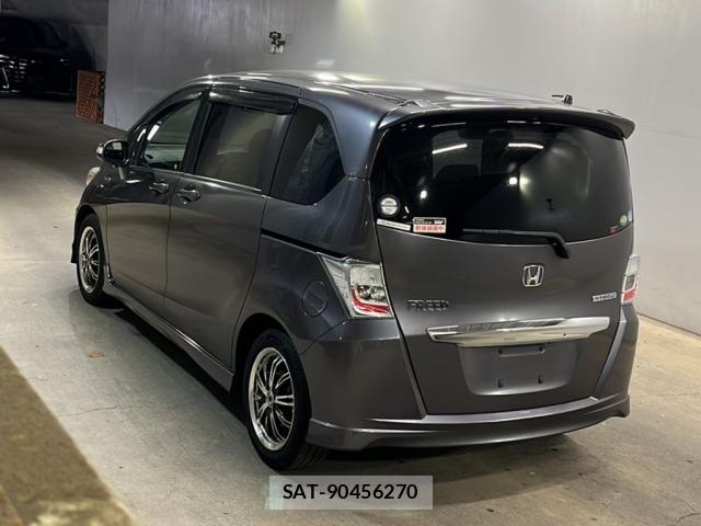 Honda FREED 2014 8821924-1