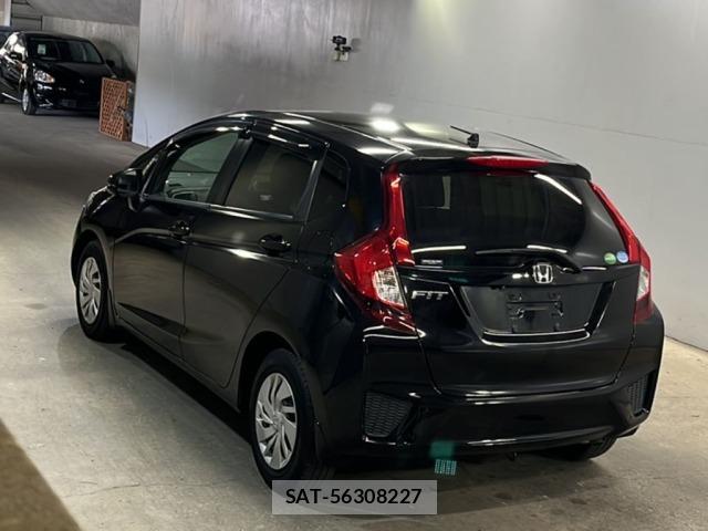 Honda FIT 2016 8920205-1