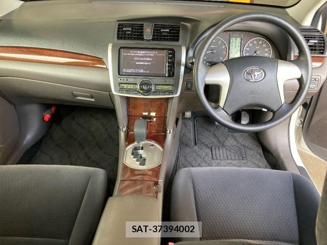Toyota PREMIO 2015 8700762-3