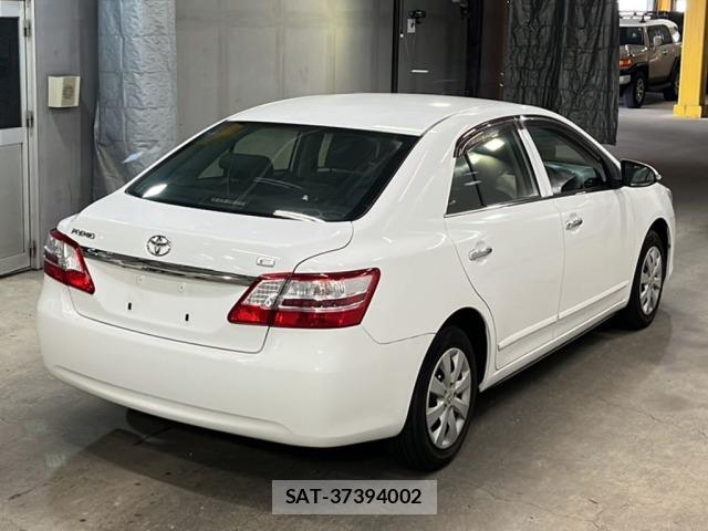 Toyota PREMIO 2015 8700762-5