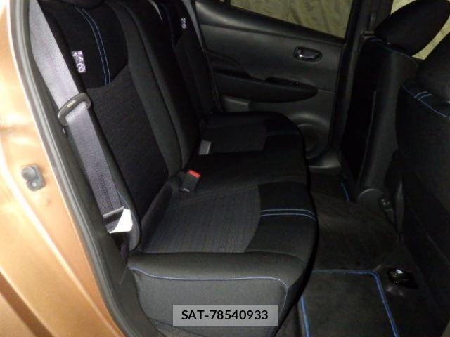 Nissan LEAF 2022 8863244-5