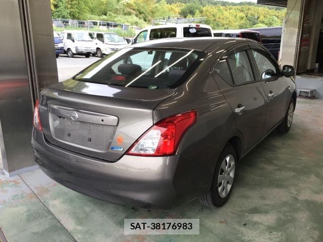 Nissan LATIO 2013 8675952-4