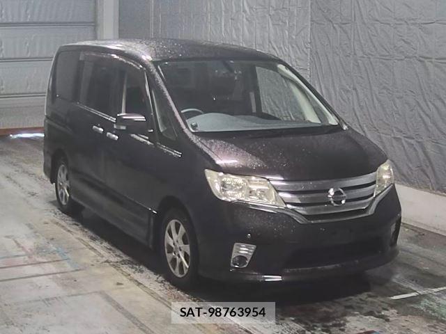 Nissan SERENA 2011 8921330-7
