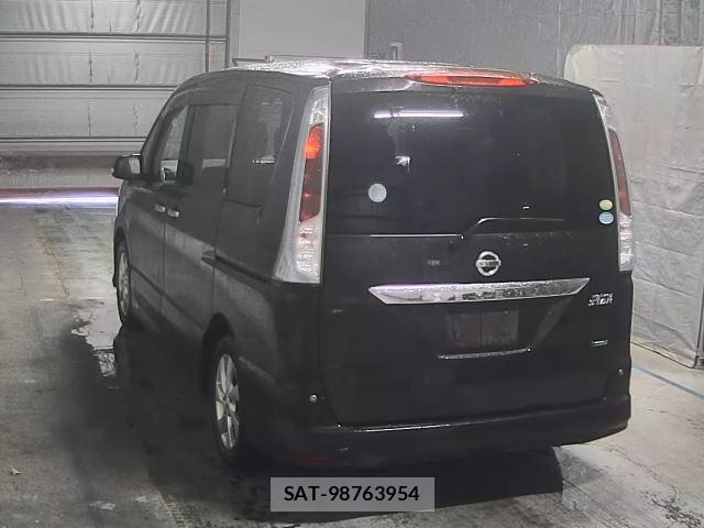 Nissan SERENA 2011 8921330-8