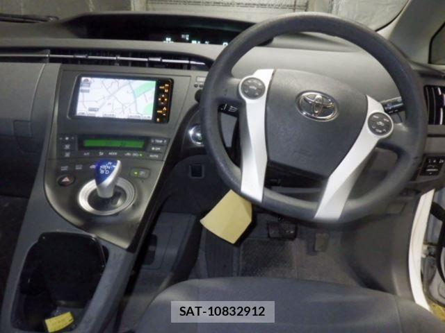 Toyota PRIUS 2011 8911487-4