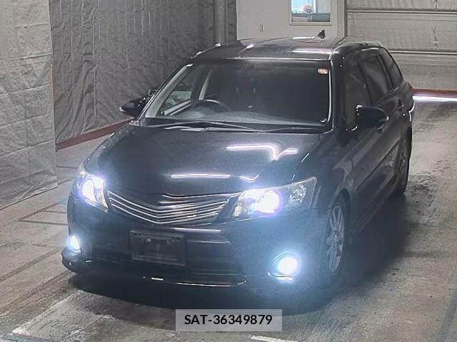 Toyota COROLLA FIELDER 2014 8825031-0