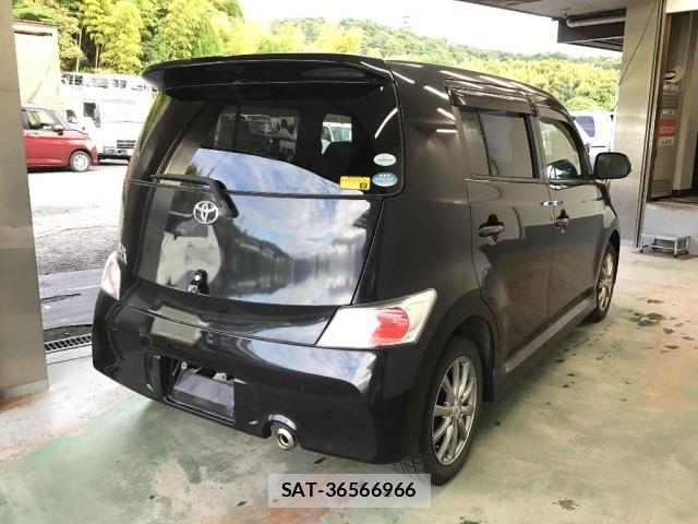 Toyota BB 2011 8860509-4