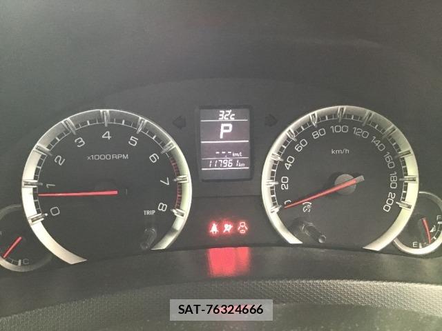 Suzuki SWIFT 2013 8692050-8
