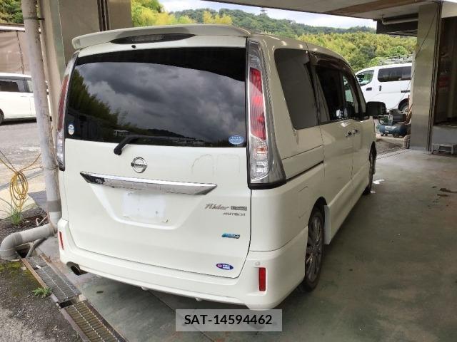 Nissan SERENA 2011 8693065-4