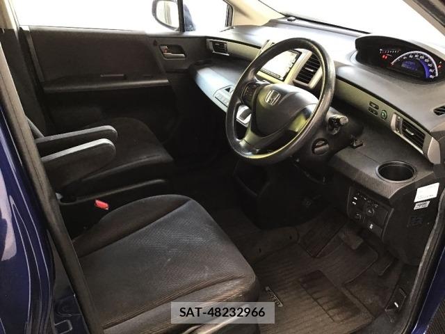 Honda FREED 2013 8683674-5