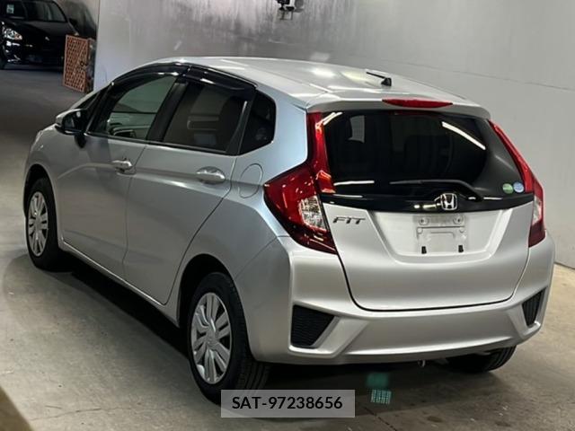 Honda FIT 2016 8920206-1