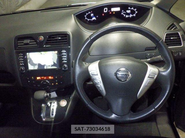 Nissan SERENA 2011 8693068-4