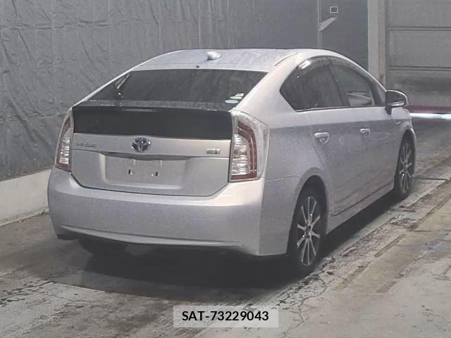 Toyota PRIUS 2013 8911502-1