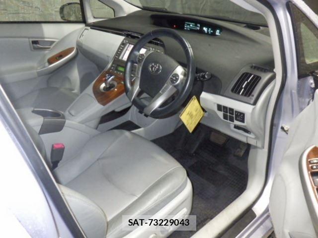 Toyota PRIUS 2013 8911502-3