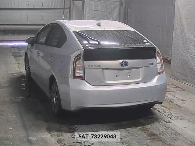 Toyota PRIUS 2013 8911502-8