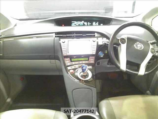 Toyota PRIUS PHV 2014 8824081-5