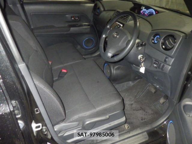 Toyota BB 2014 8910928-3