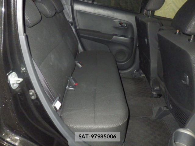 Toyota BB 2014 8910928-5