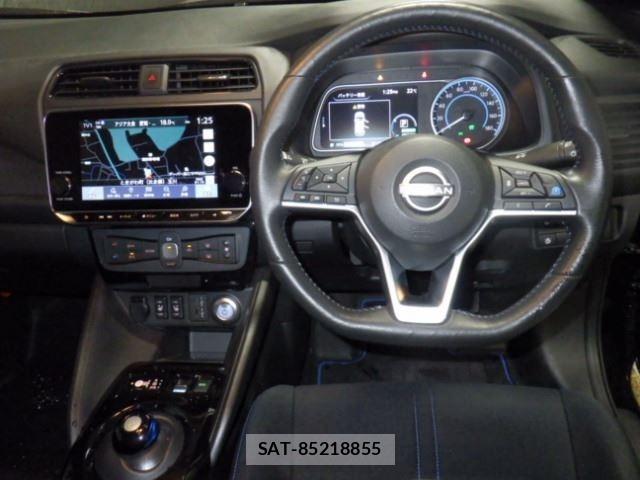 Nissan LEAF 2021 8928499-4
