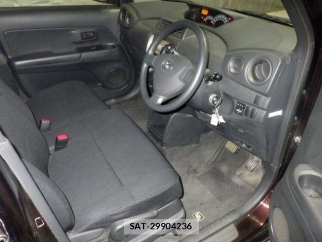 Toyota BB 2016 8811789-3