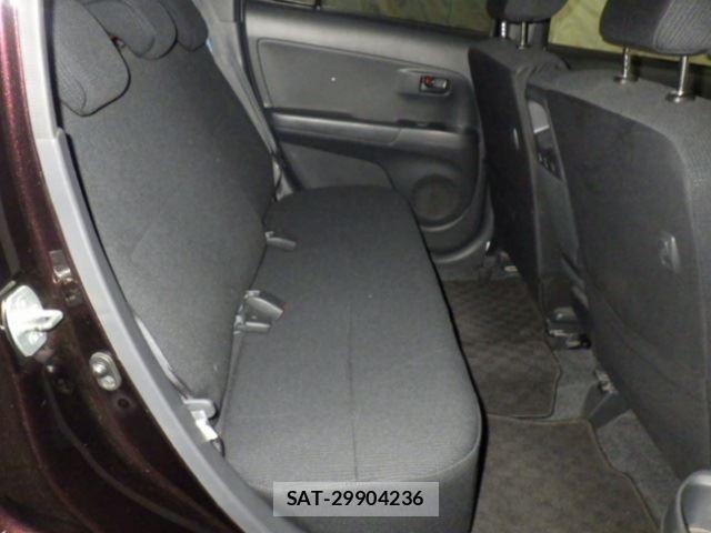 Toyota BB 2016 8811789-5