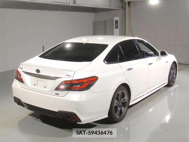 Toyota CROWN 2018 8770068-1