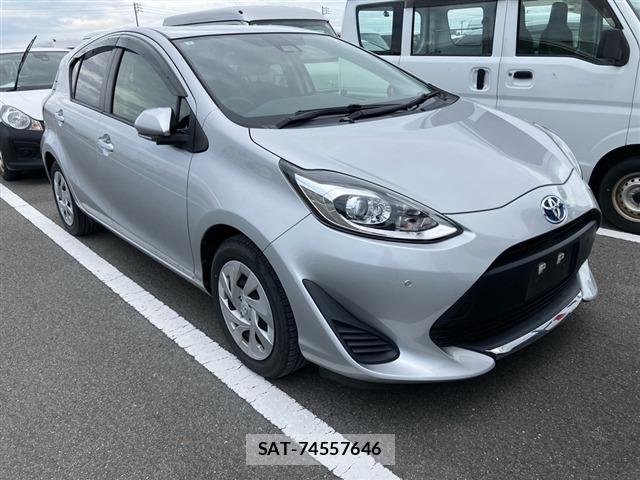 Toyota AQUA 2021 8763096-0