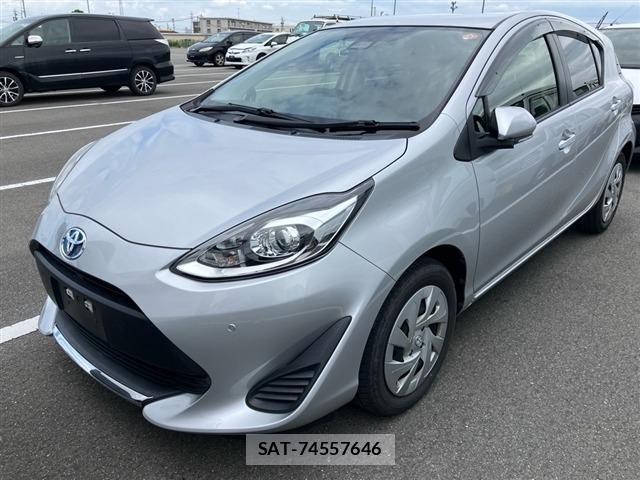Toyota AQUA 2021 8763096-10