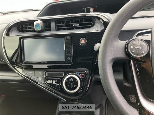Toyota AQUA 2021 8763096-4
