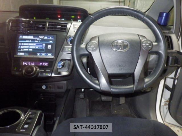 Toyota PRIUS 2014 8772634-4