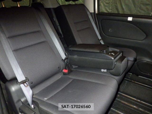 Nissan SERENA 2017 8921331-5