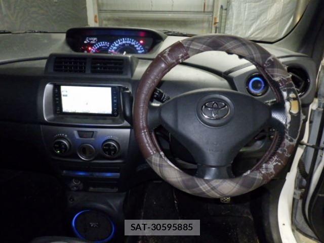 Toyota BB 2007 8910929-4