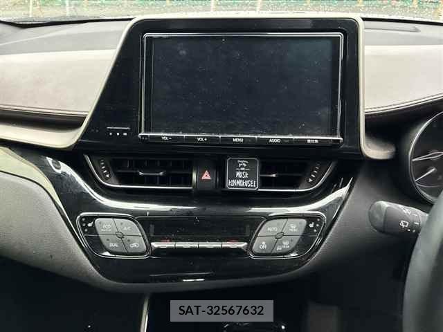Toyota C-HR 2018 8862776-6