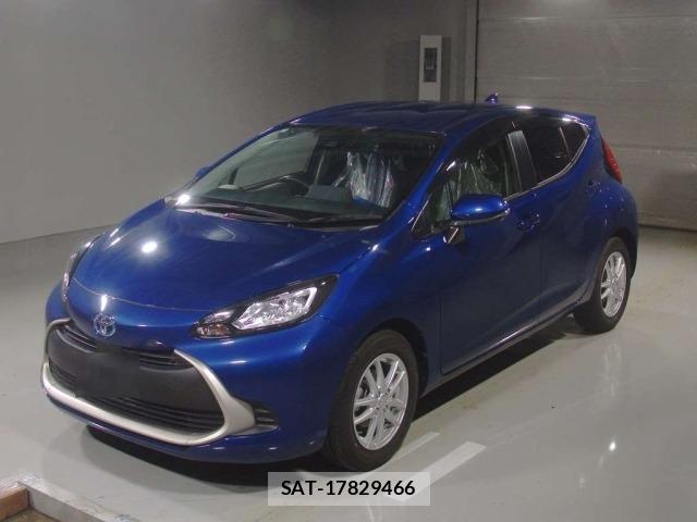 Toyota AQUA 2022 8763126-0