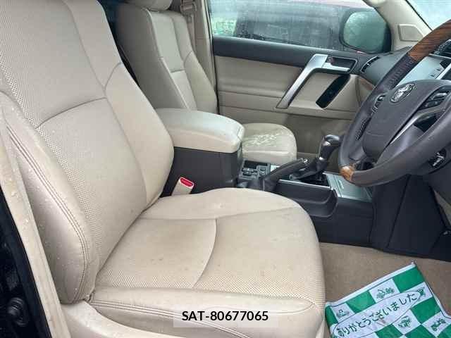 Toyota LAND CRUISER PRADO 2022 8906715-7