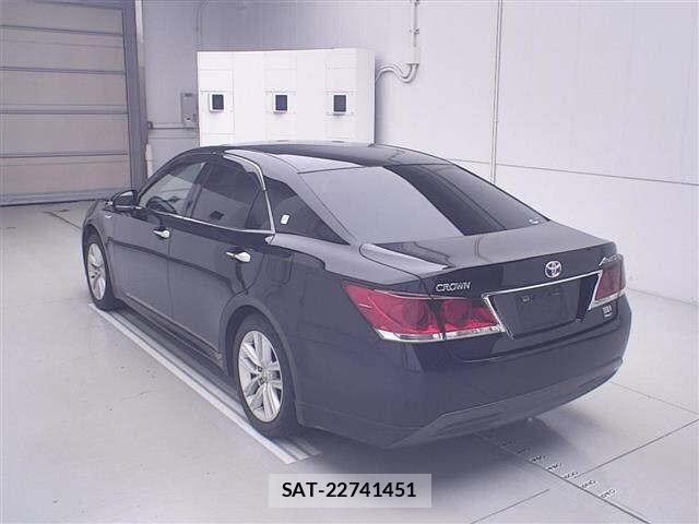 Toyota CROWN 2015 8734629-1