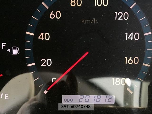 Toyota PREMIO 2003 8911168-8
