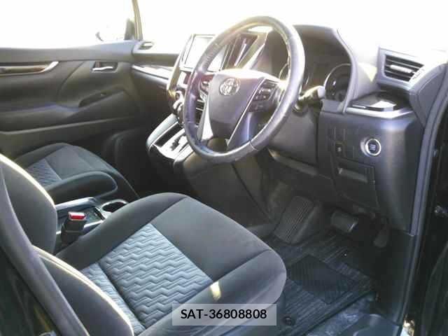 Toyota ALPHARD 2017 8692055-3