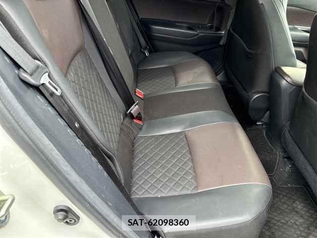 Toyota C-HR 2019 8862777-8