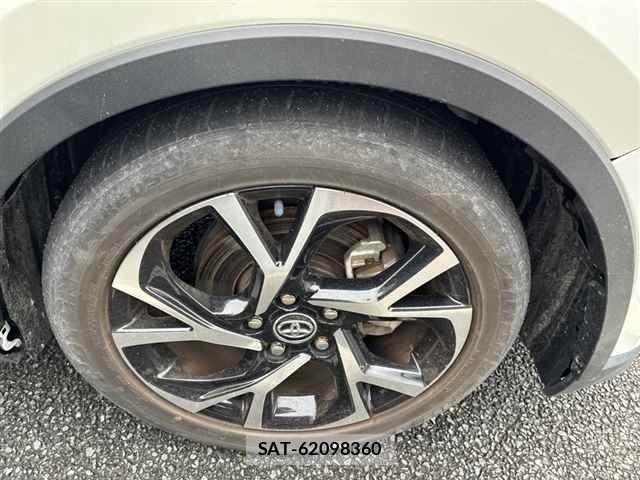 Toyota C-HR 2019 8862777-9